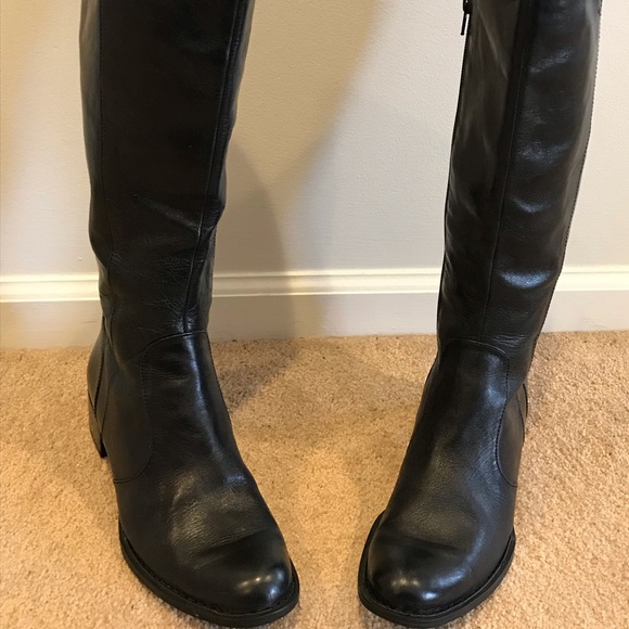 BORN NWOT ! Tall Boots size 8 😊 - Picture 4 of 6